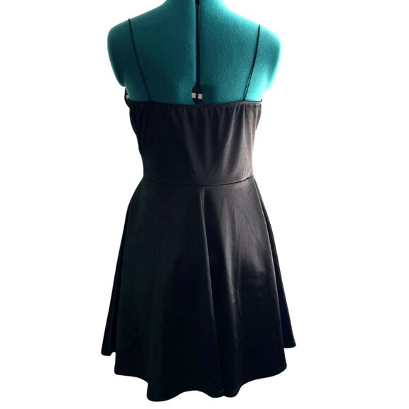 Windsor Homecoming Dress - Picture 6 of 8